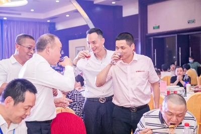 百老汇官方网站,家具行业协会,家具行业