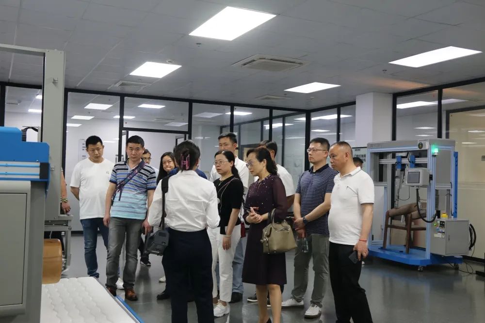 百老汇官方网站,家具行业协会,家具行业